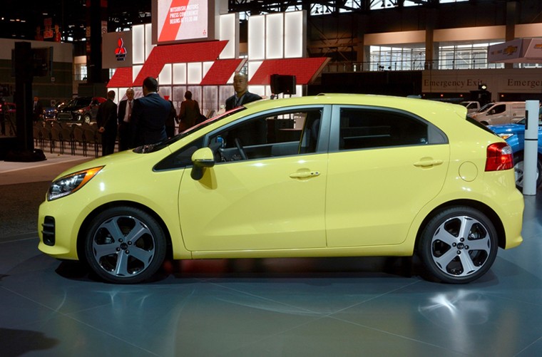 He lo ban nang cap Kia Rio 2016 tai Chicago Auto Show-Hinh-5